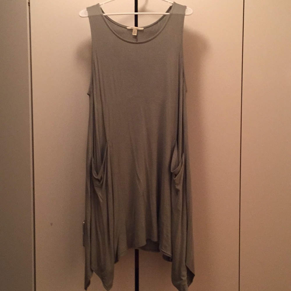Francesca’s Green Dress